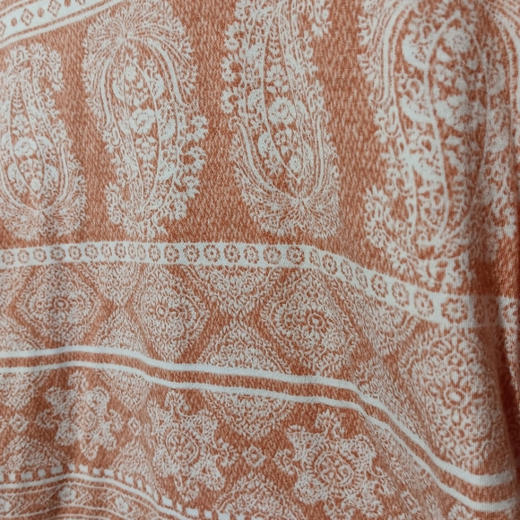 Absolutely Famous Women's Cold Shoulder Short Sleeve Top, Large, Orange & White - Picture 4 of 8